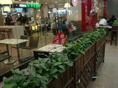 大堂-肯德基(龙之梦购物中心店)