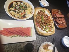 -靠山屯东北农家菜(八龙桥雅苑店)