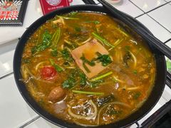 -肥汁米蘭香港米线(长宁来福士店)