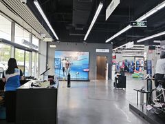 -迪卡侬(顺峰山店)