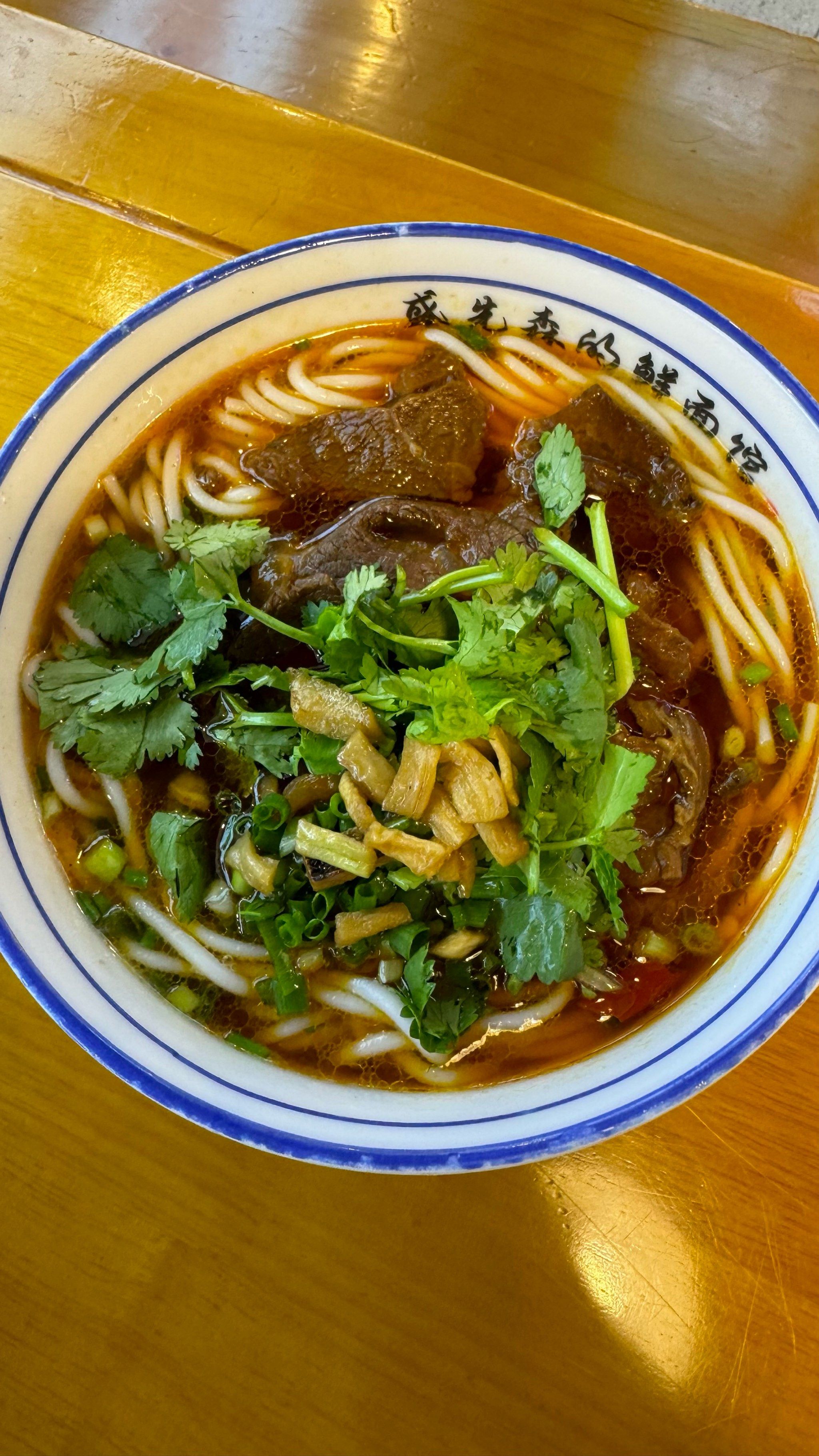 经常来吃的一家湖南米粉店,最喜欢吃这家的