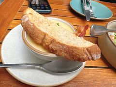 蛤蜊和玉米巧达汤-THE CANNERY&JUJU 新鲜海鲜·牛排美食酒廊