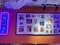 -钢管厂五区小郡肝串串香(奥克斯广场锦城万达店)