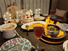 -海派悦庭·海胆烧麦·新融合菜(凯德广场店)