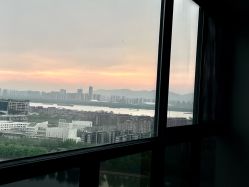 -涵禧月精致月子中心