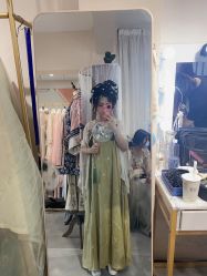-一揽芳华汉服旗袍体验馆(拙政园店)