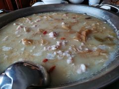 -老来福·非遗酸汤兔(凯旋路店)