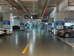 -龙湖虹桥天街-停车场