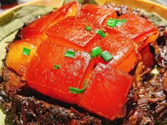 梅干菜焖肉配夹馍-寻宝记绍兴菜(状元店)