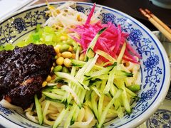 老北京炸酱面-门框胡同百年卤煮(新街口店)