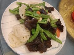 荷塘月色-朗记餐厅·传统湛江菜(康宁路店)