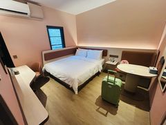 -汉庭(成都九眼桥牛王庙地铁站店)