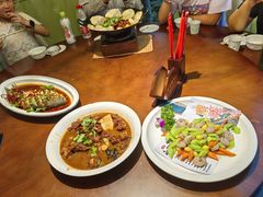 -百味地锅鸡(二店·财校分店)