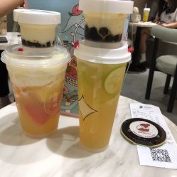 -桃桃屿·潮牌酷银(世纪荟店)