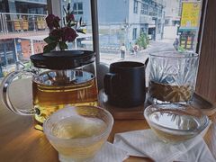 -花房咖啡 FLOWER YIN COFFEE