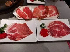 -山焱·炭火自助烤肉(周浦万达店)