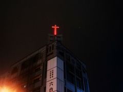 景点-六合夜市