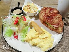 -静香HOUSE·全时段融合餐厅(七星欢乐颂店)