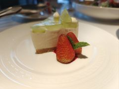 -Mogul Eatery·大亨餐酒馆