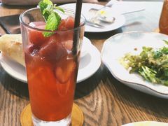 -ROAST coffee & eatery