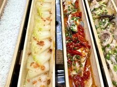 -胡须哥网红竹筒菜
