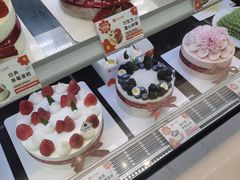 -花花卷卷·鲜食蛋糕(静安久光百货店)