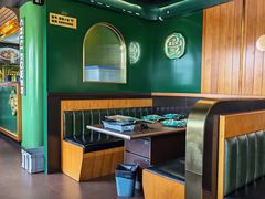 -曼听小寨海鲜烧烤·大连辣炒大王(盖州街店)