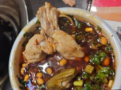 -小饕荟雅安贡椒鱼鲜馆(广福桥店)