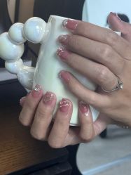 -芊屿芊浔美甲
