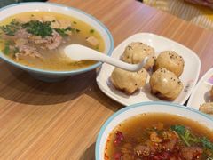 -大食代美食广场(上海中心店)
