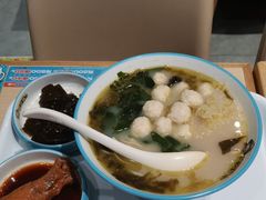 -灵芝妹子海鲜米线(凯德和平广场店)