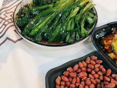 -云晓光头烧烤吧(德平路店)