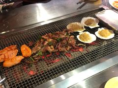 -马路牙子地桌烤肉(工体店)