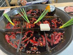 -正贰捌经重庆老火锅(建设路店)