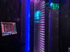 -好乐迪(张扬路八佰伴店)
