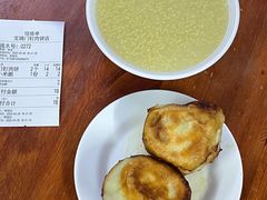 小米粥-宝瑞门钉肉饼店