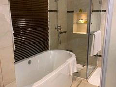 -青岛海尔洲际酒店