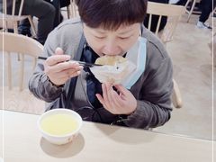-闫家驴肉老店(华电一校店)