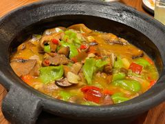 -老滇山寨•云南特色菜•地方菜•民族风情歌舞表演(金碧店)