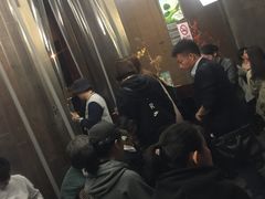 等位区-捞王锅物料理(凯旋路店)
