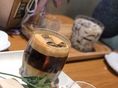 -ZING COFFEE 镜咖啡