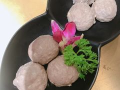 鲜牛肉丸-手选潮汕鲜活牛肉火锅(二七广场店)