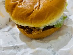 -哆哆客汉堡(康宁街店)