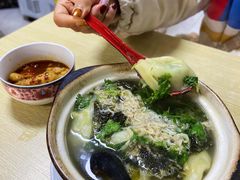 -小许三鲜砂锅馄饨店(家多乐烟酒店)