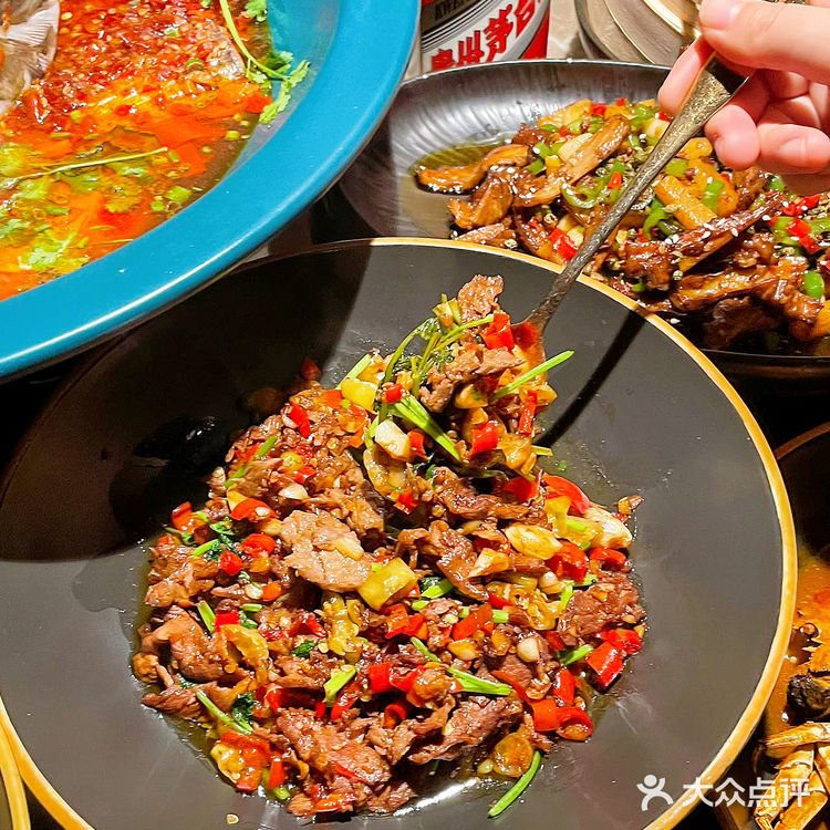‼️黄晓猫剁椒大鱼头➕鱼头的营养价值非常高