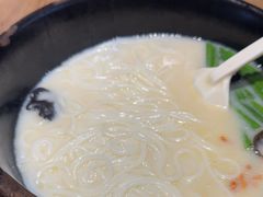 -状元王过桥米线(黄埔至泰广场店)