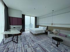 -大连星海皇冠假日酒店
