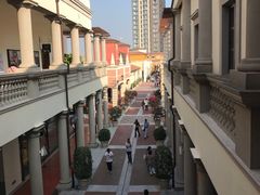 -佛罗伦萨小镇广佛名品奥特莱斯(疏港路店)