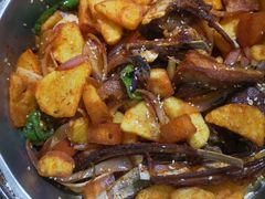 -马克力木手抓炕锅烤羊肉(盐湖一小区店)