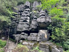 -梭布垭石林景区